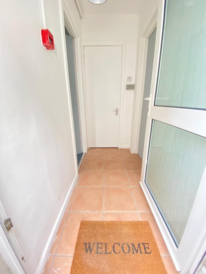 Cheap & Cheerful Apartment Near Bangor Marina Exterior foto